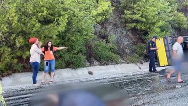 Marmaris'te safari aracı devrildi! Korkunç kazada ölü ve yaralılar var - Resim: 1