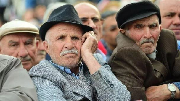 Hangi ülkede kaç yaşında emekli olunabiliyor? En erken emeklilik yaşı bakın nerede - Resim: 1