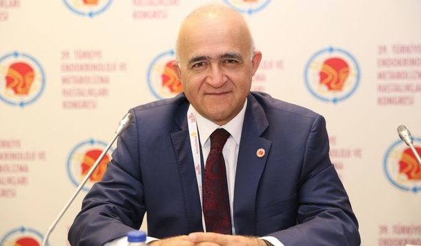 Prof. Dr. Gönen'den koronavirüs uyarısı: Tedbirleri gevşetirsek tekrar başa dönme ihtimali var - Resim: 0