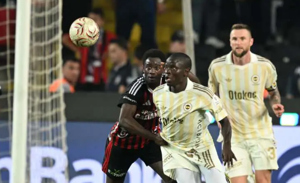 Yapay zeka Süper Lig'de şampiyonu ve küme düşen takımları açıkladı! - Resim: 5