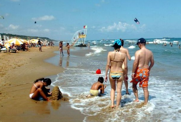 İstanbul'da denize girilebilecek yerler - Resim: 1