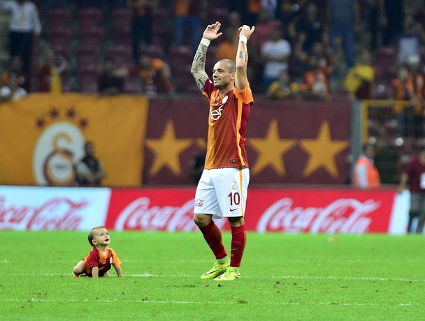 Sneijder'in menajerinden flaş Galatasaray açıklaması! - Resim: 3