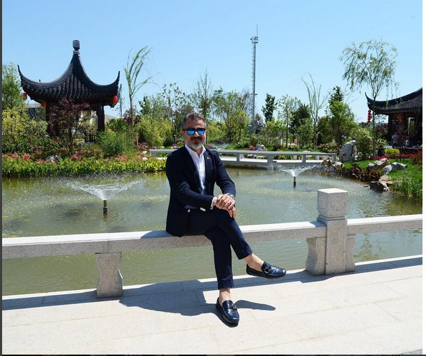 AK Partili eski bakanın yeni imajı instagramı salladı! - Resim: 1