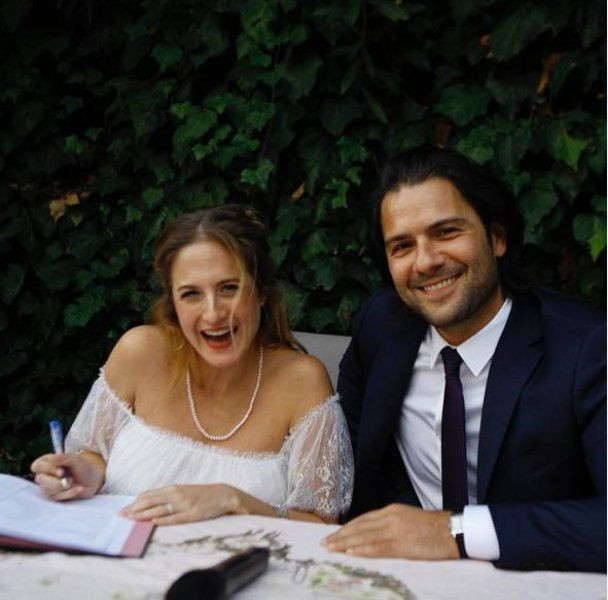 Karantina günlerinde Canan Ergüder ve Kenan Ece çiftinden oğullarına doğum günü partisi! - Resim: 1