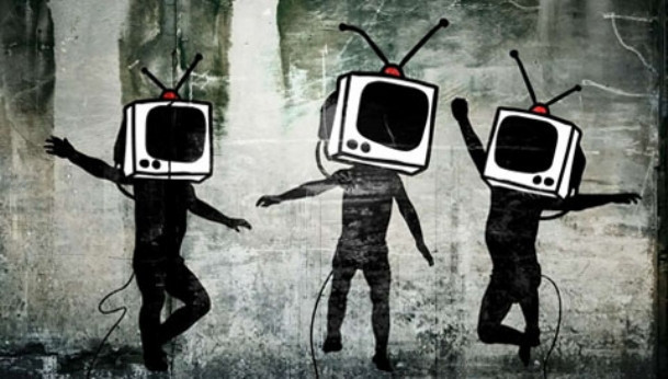 Duşa telefonla girdi kurbanlardan biri de o oldu - Resim: 1