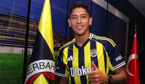 Fenerbahçe'de ayrılık çanları... Bileti kesilen ilk isim belli oldu - Resim: 0