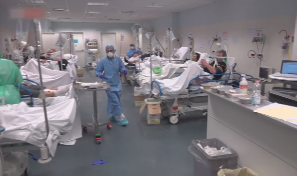 Prof. İtil'den tartışma yaratacak açıklamalar: Hekimlerde korona nedeniyle ‘tükenmişlik’ başladı - Resim: 0