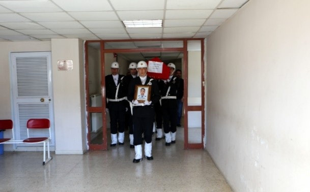 Ceylanpınar'da şehit edilen 2 polis için tören - Resim: 2