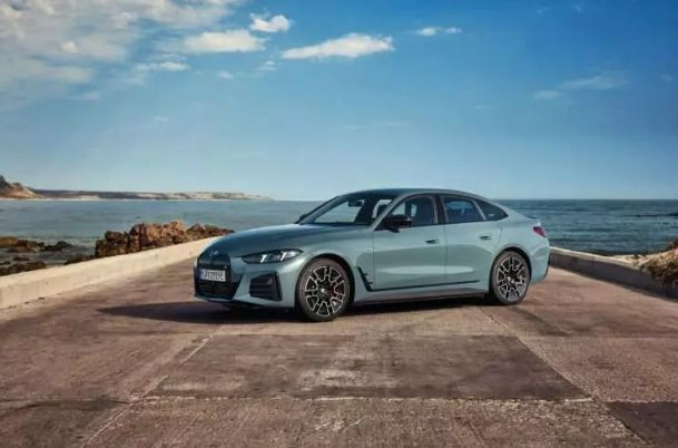 BMW, yeni elektrikli aracını tanıttı! Tam 593 beygir... - Resim: 1