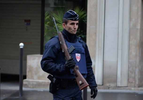 Paris'te Cumhuriyet yürüyüşü - Resim: 2