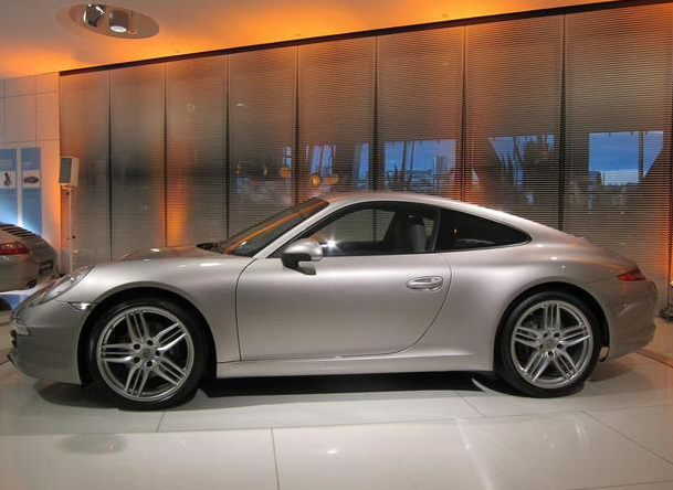 Yarı fiyatına 2012 model Porsche - Resim: 1