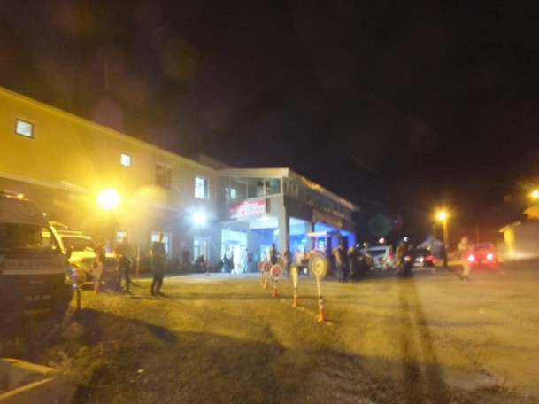 Çocukları ile birlikte saldırıya uğradı - Resim: 2