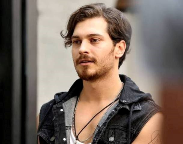 Cem Yılmaz'dan bomba proje! İki yakışıklıyı bir araya getiriyor - Resim: 2