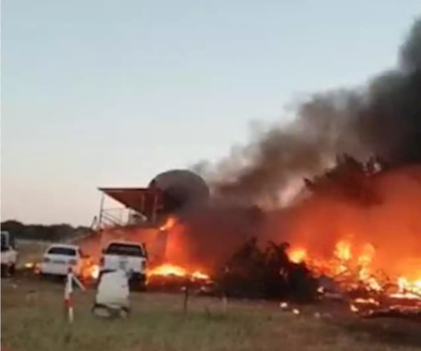 Eşine kızan pilot uçağıyla bilerek binaya çarptı - Resim: 0