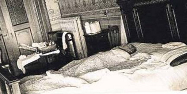 Atatürk'ün ölüm döşeğindeki son sözü! 10 Kasım Saat 09.05'te... - Resim: 2