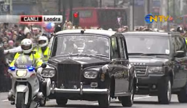 İşte müstakbel prensesin gelinliği - Resim: 3