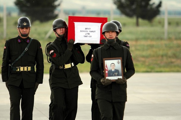 Şehit Songül Yakut'un son isteği ortaya çıktı meğer bir gün önce... - Resim: 2