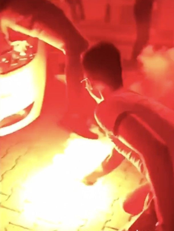 İstanbul'a asker uğurlaması damga vurdu trafik kapatıp etrafa ateş açtılar - Resim: 2