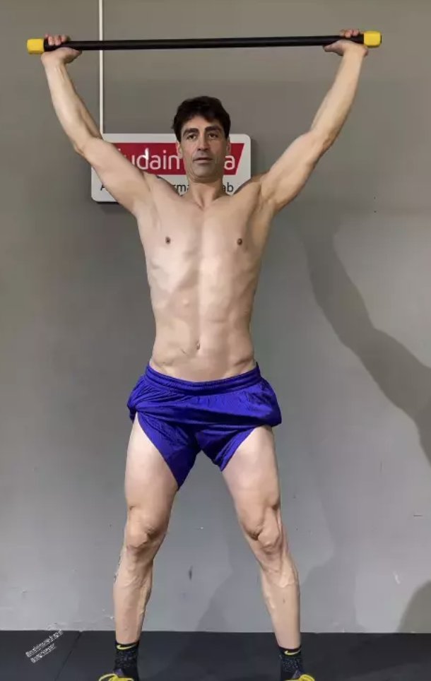 Datça'ya yerleşmişti! Sarp Levendoğlu'na bakan bir daha bakıyor... - Resim: 3