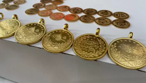 Piyasa değeri 50 milyon TL! 'Altın' operasyonunda 10 bin adet ele geçirildi - Resim: 1