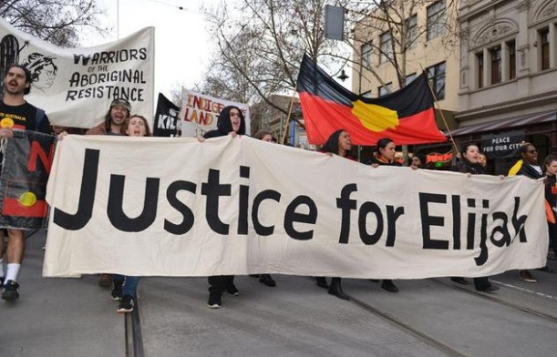 Milyonlarca insan ayaklandı! Bakın o çocuk nasıl öldürülmüş  - Resim: 2