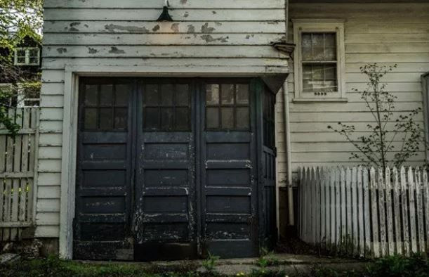 Gözlerine inanamadı! Yeni satın aldığı evin garajından Lamborghini çıktı - Resim: 1