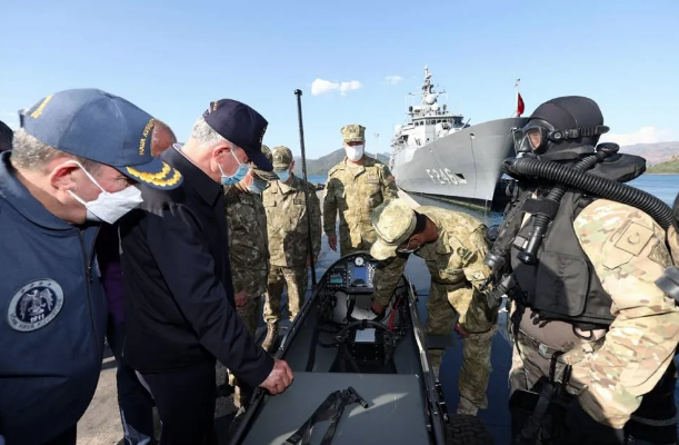 Milli Savunma Bakanı Akar'dan sert açıklamalar TSK'ya dil uzatan ordubozanlar var - Resim: 4