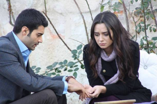 Birce Akalay'dan şok üstüne şok! Eski kocasıyla yeniden... - Resim: 4