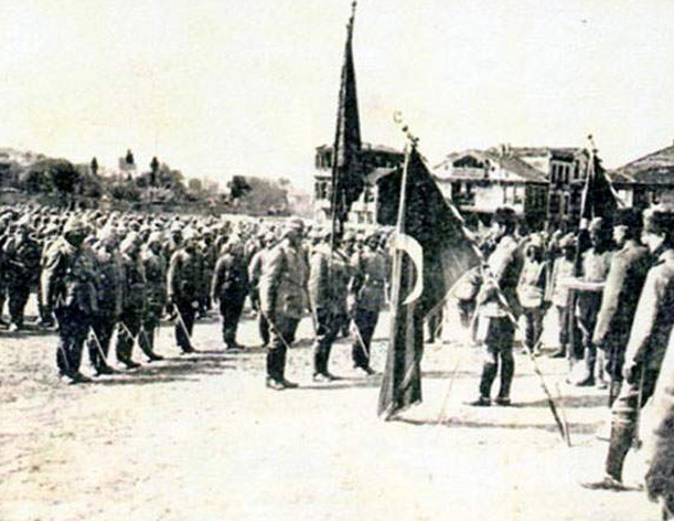 Kendi cenaze namazını kılan şehit - Resim: 3