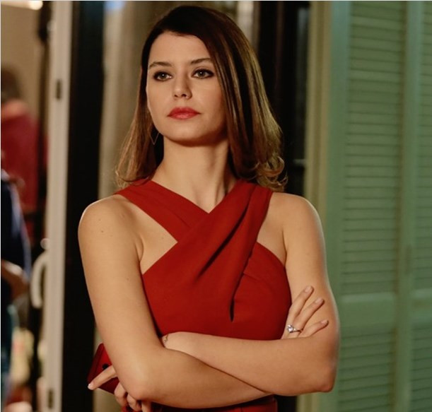 Beren Saat'in hayali suya düştü! - Resim: 4