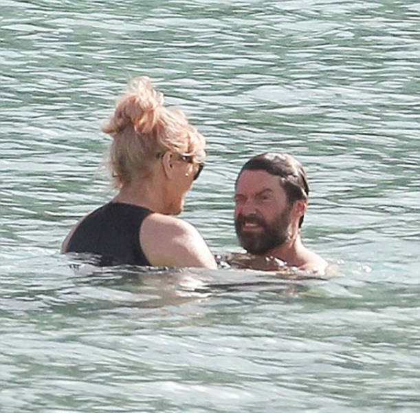 20. evlilik yıl dönümlerini denizde kutladılar - Resim: 2