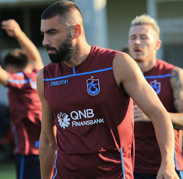 Burak Yılmaz bombası! İstanbul bileti cebinde - Resim: 2