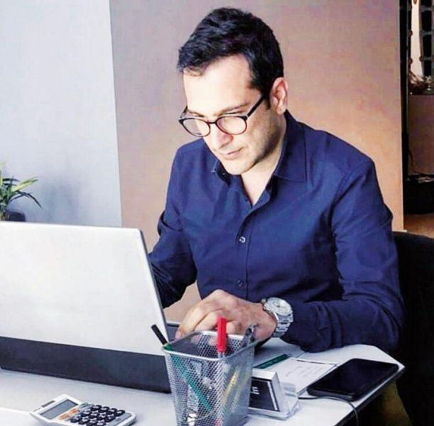 İlgiden sokakta yürüyemiyordu! Popstar Abidin şimdilerde bakın ne yapıyor - Resim: 4