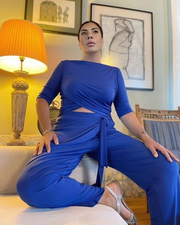 'Totolar yalan' diyen Işın Karaca takipçisinin yorumuna ateş püskürdü! - Resim: 4