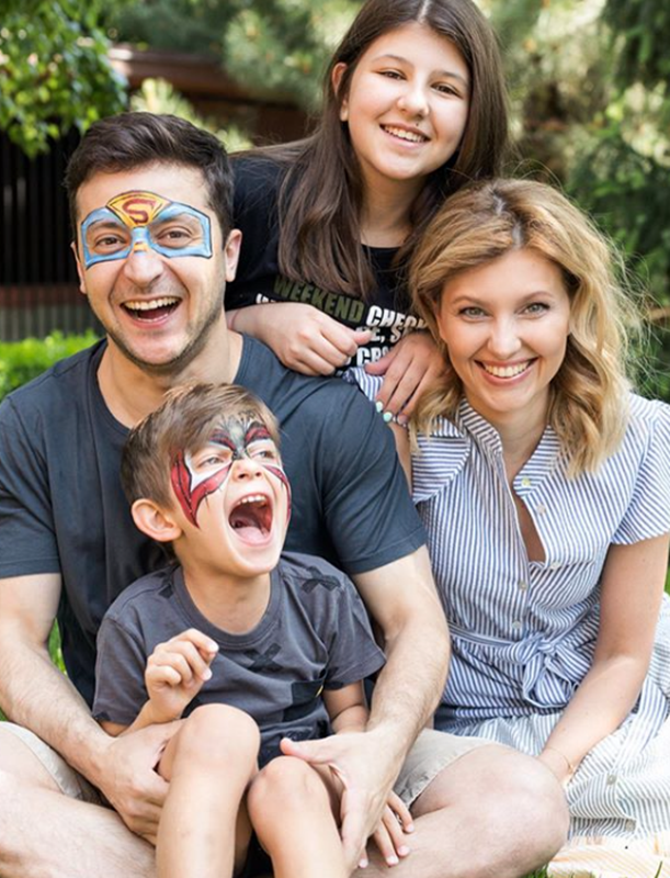 'Zelenski'nin en büyük silahı' First Lady Olena Zelenski'den mektup! O fotoğrafı 'Gökyüzünü kapatın!' diye paylaştı - Resim: 1