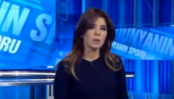 Canlı yayında birden soyunmaya başlayınca... - Resim: 2