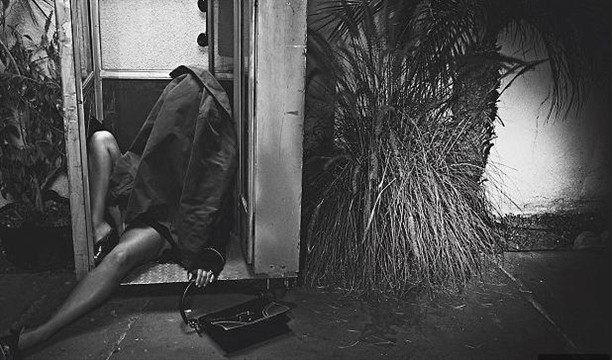 Kardashian bu sefer altsız! - Resim: 3