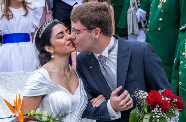 Peri Masalı gerçek oldu! Mersinli Hande Macit Almanya'nın ilk Türk düşesi oldu! - Resim: 2