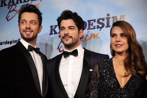 Kardeşim Benim filminin galası yapıldı! Ünlüler akın etti - Resim: 2