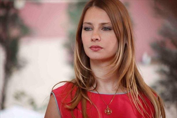 Tuba Ünsal da İçerde dizisine katıldı - Resim: 2