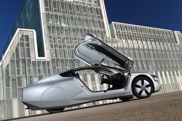 100 kilometrede 1 litre yakan Volkswagen XL1 - Resim: 4