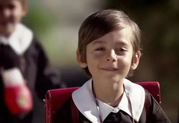 Öyle Bir Geçer Zaman ki'nin Osman'ı Emir Berke Zincidi'nin şimdiki hali görenleri şok etti... - Resim: 3