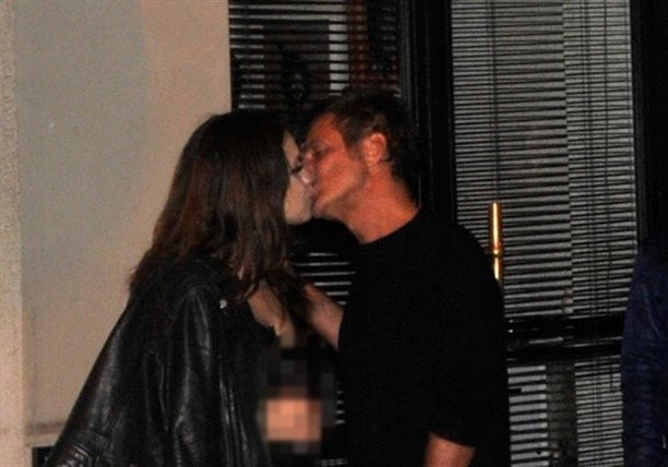 Ünlü şarkıcı çok fena yakalandı! Dudak dudağa yakalanan o isim... - Resim: 3