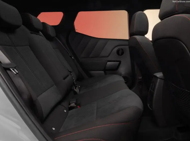Türkiye’de üretilecek yeni SUV resmen tanıtıldı! Tasarımı baştan aşağı değişti - Resim: 4