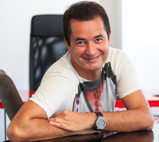 Acun'un kadroya almadığı isim başka kanala transfer oldu - Resim: 1