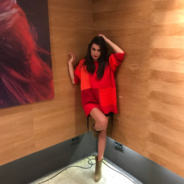 Ünlülerin instagram paylaşımları ( 4.10.2017) - Resim: 1