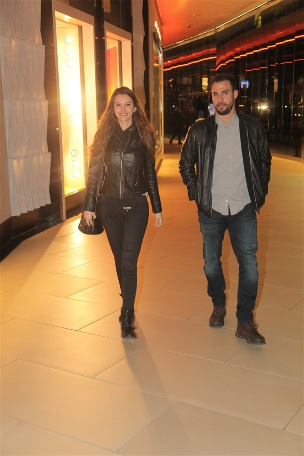 Leyla Lydia Tuğutlu'nun sevgilisine bakın AVM'de yakalandı - Resim: 2