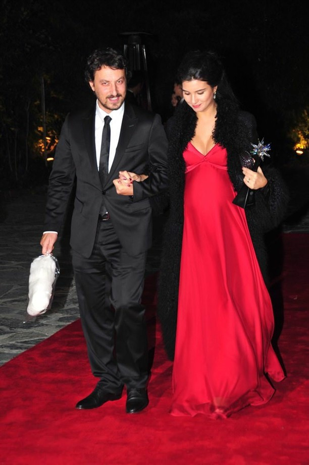 Onur Saylak Tuba Büyüküstün'ün adını bile duymak istemiyor! - Resim: 2