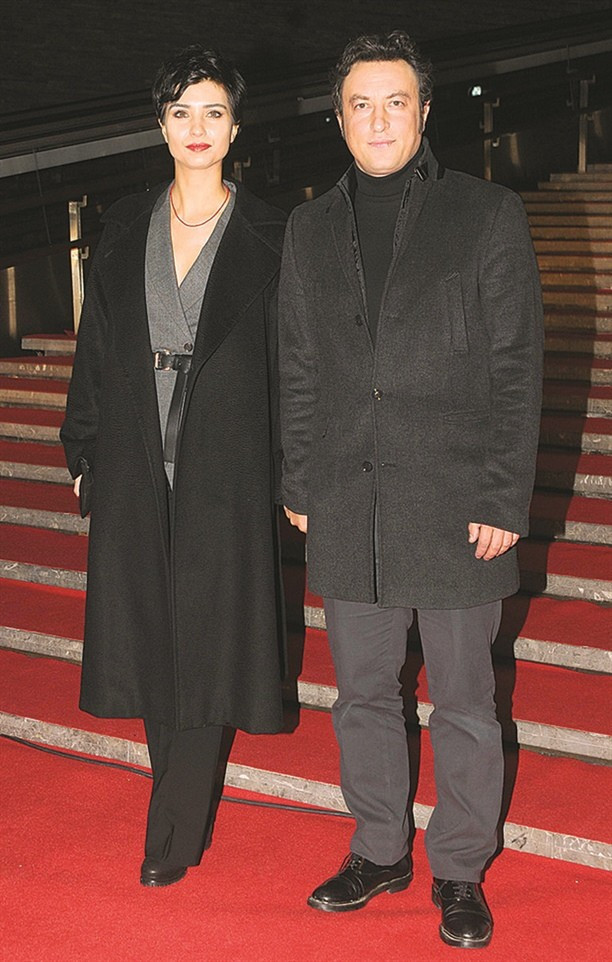 Onur Saylak Tuba Büyüküstün'ün adını bile duymak istemiyor! - Resim: 1