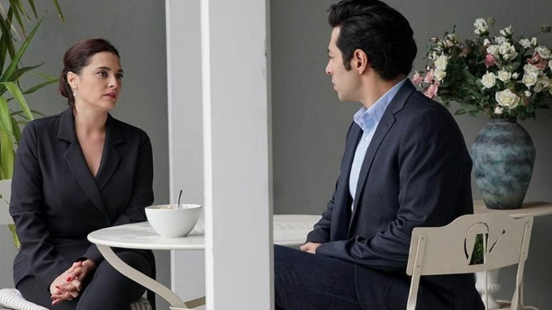 Ufak Tefek Cinayetler'de katilin kim olduğu belli mi detaya dikkat - Resim: 1